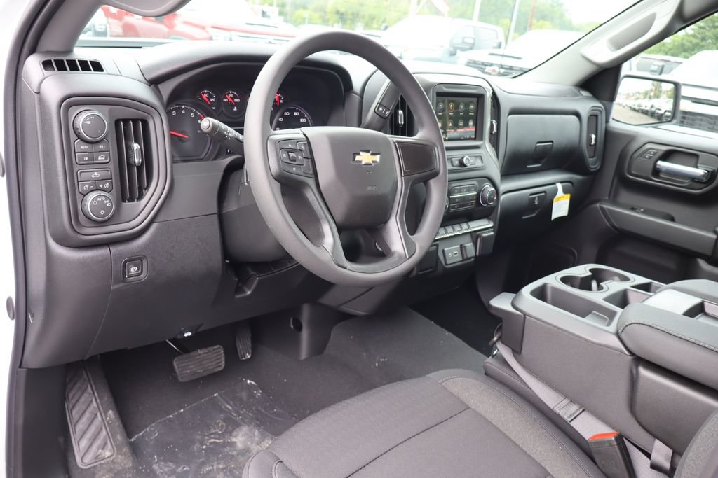 New 2026 Chevrolet Silverado 1500 Custom AWD/4WD image 6
