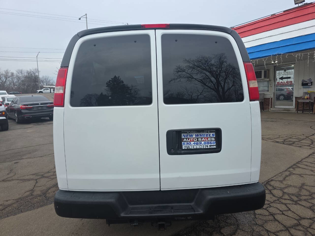 Used 2014 Chevrolet Express 3500 LS RWD image 18