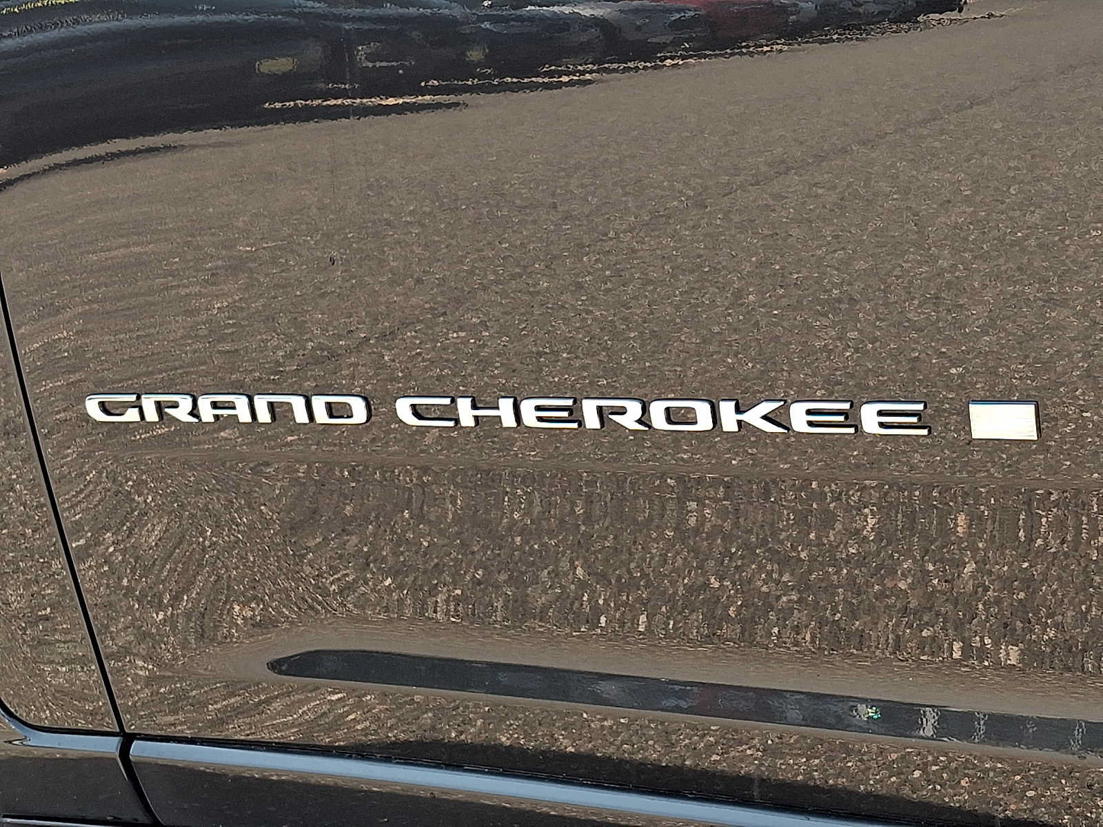 Certified 2022 Jeep Grand Cherokee L Overland w/ Luxury Tech Group IV AWD/4WD image 37