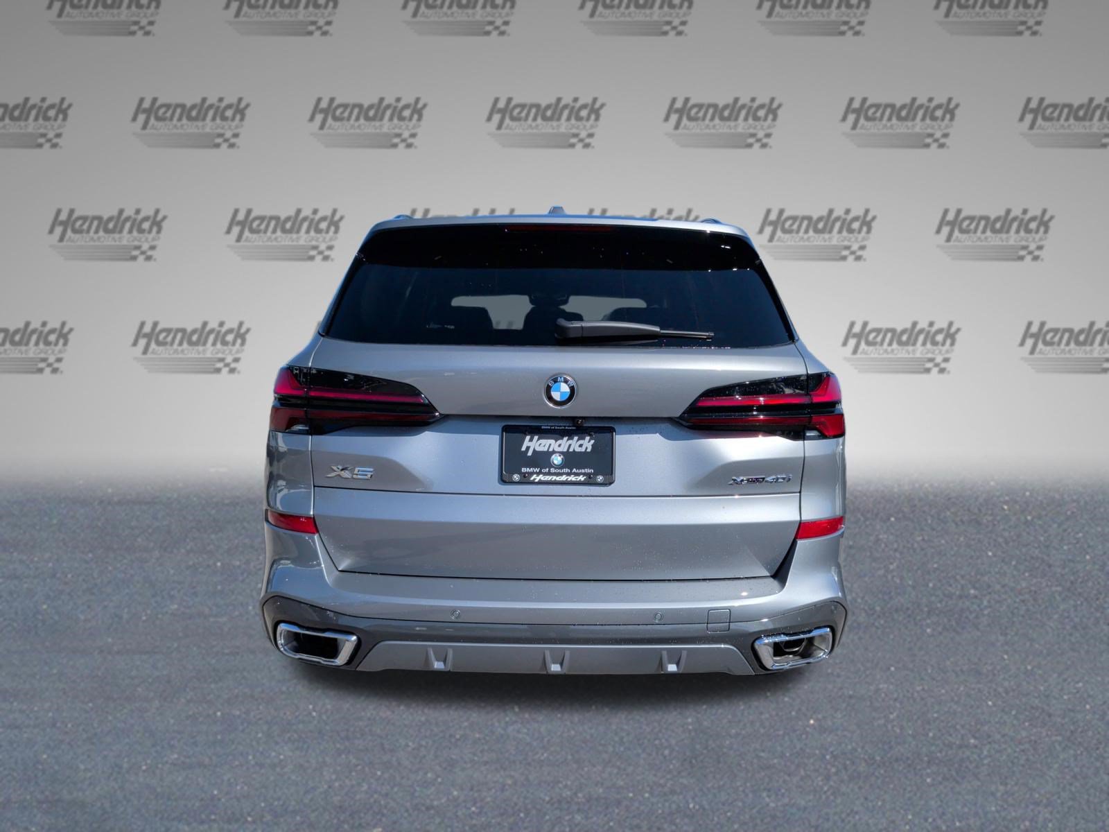 Used 2026 BMW X5 xDrive40i w/ M Sport Package AWD/4WD image 8
