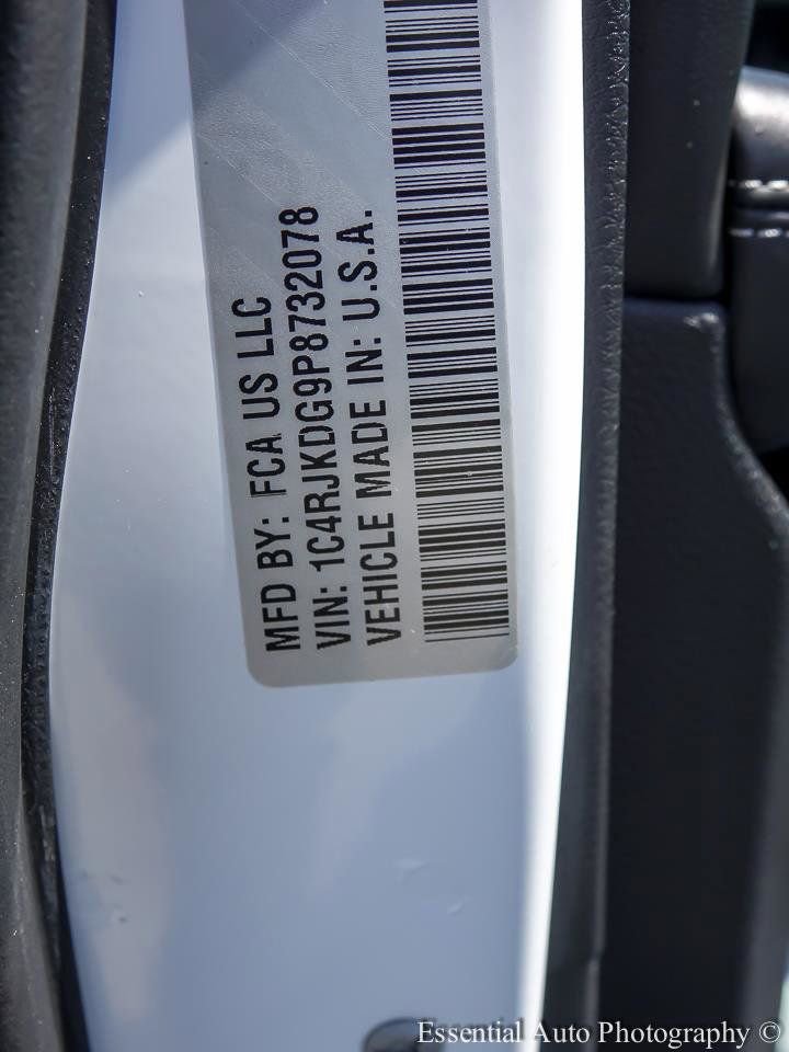Used 2023 Jeep Grand Cherokee L Overland AWD/4WD image 30