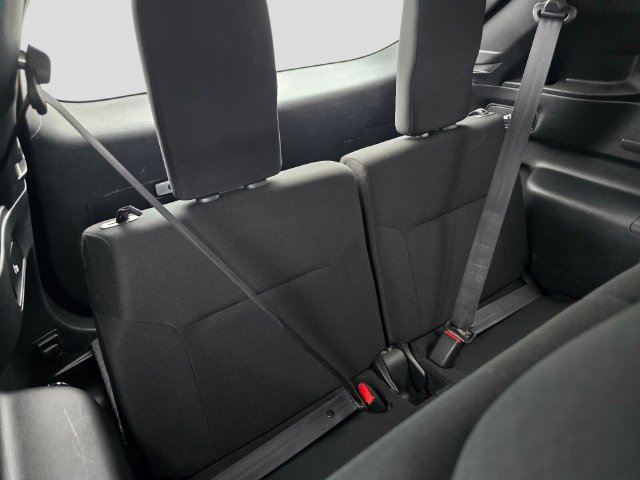 Used 2022 Mitsubishi Outlander ES FWD image 13