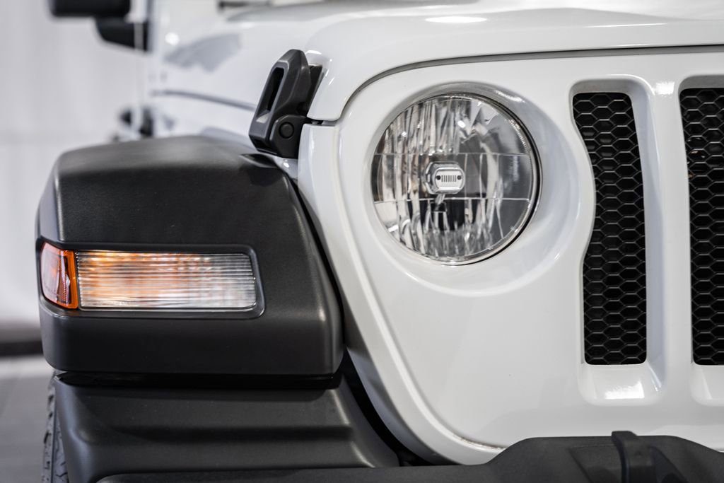 Used 2022 Jeep Wrangler Unlimited Sport image 11