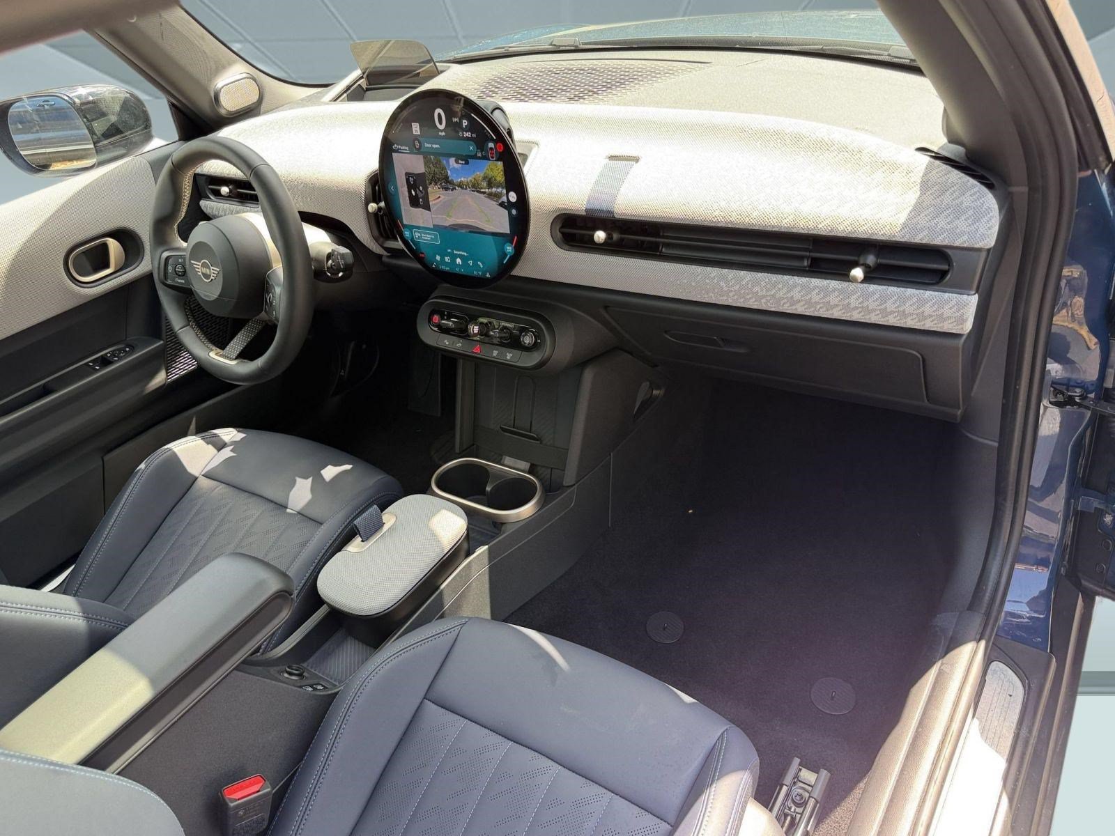 Certified 2025 MINI Cooper S FWD image 29