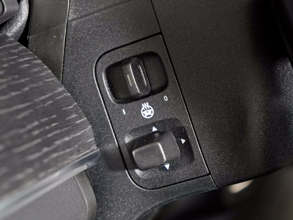 Certified 2026 Mercedes-Benz GLS 450 4MATIC image 19