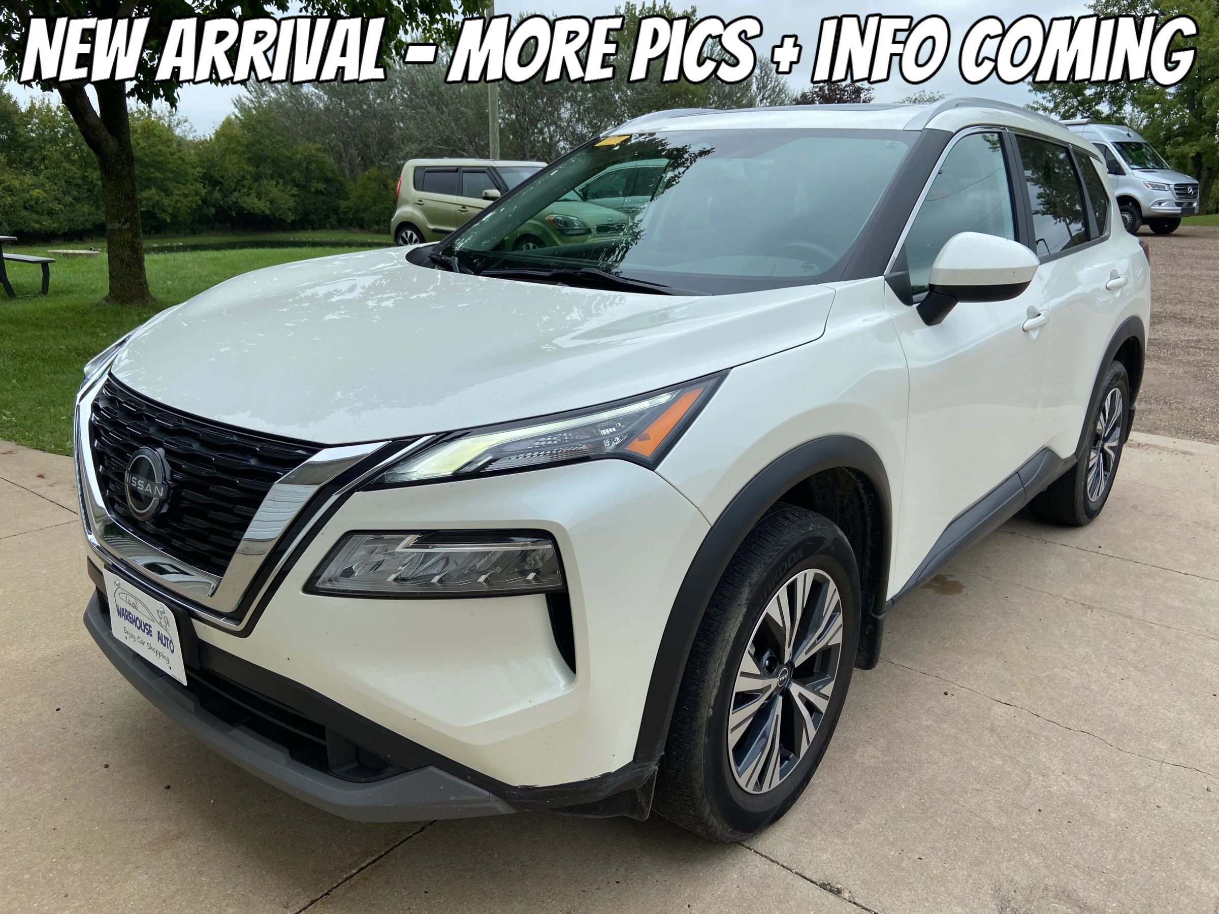 Used 2023 Nissan Rogue SV w/ SV Premium B Package