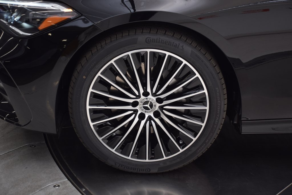 New 2026 Mercedes-Benz CLE 300 4MATIC Coupe image 11