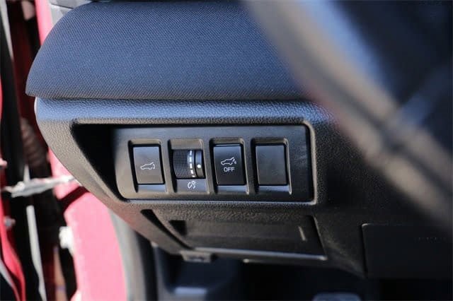 Used 2022 Subaru Outback Premium image 19