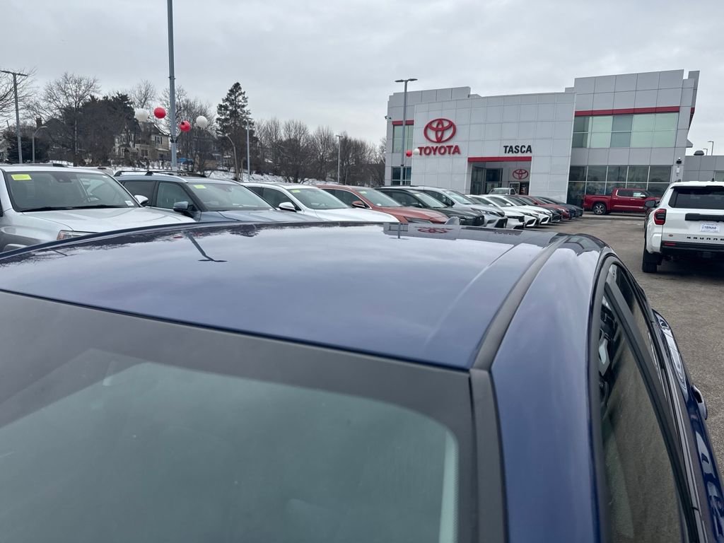 Used 2025 Toyota Camry XSE image 44