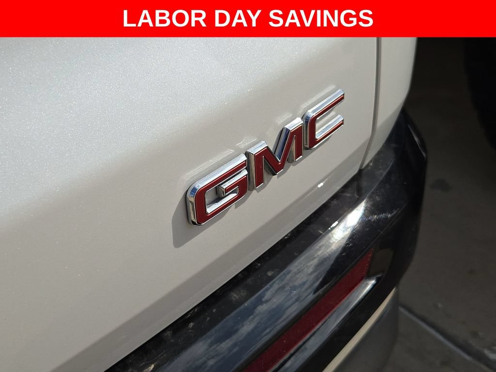 Used 2025 GMC Acadia Denali w/ Super Cruise Package FWD image 6