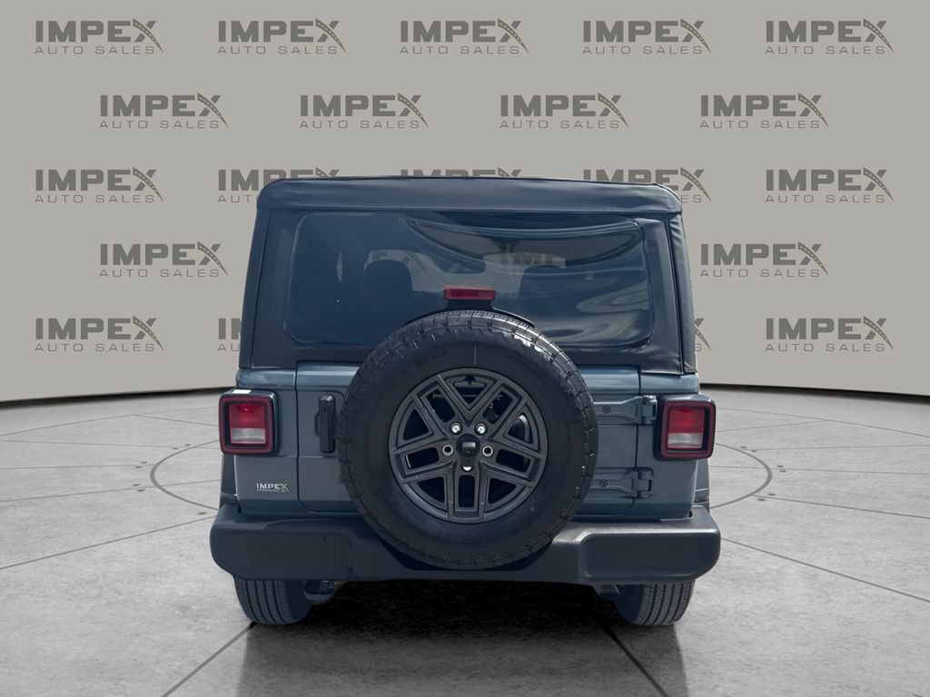 Used 2025 Jeep Wrangler Sport AWD/4WD image 4
