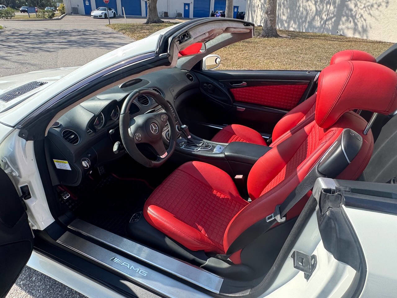 Used 2008 Mercedes-Benz SL 600 image 30