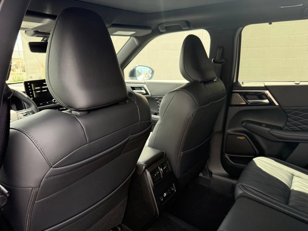 New 2026 Mitsubishi Outlander SEL Black Edition AWD/4WD image 25