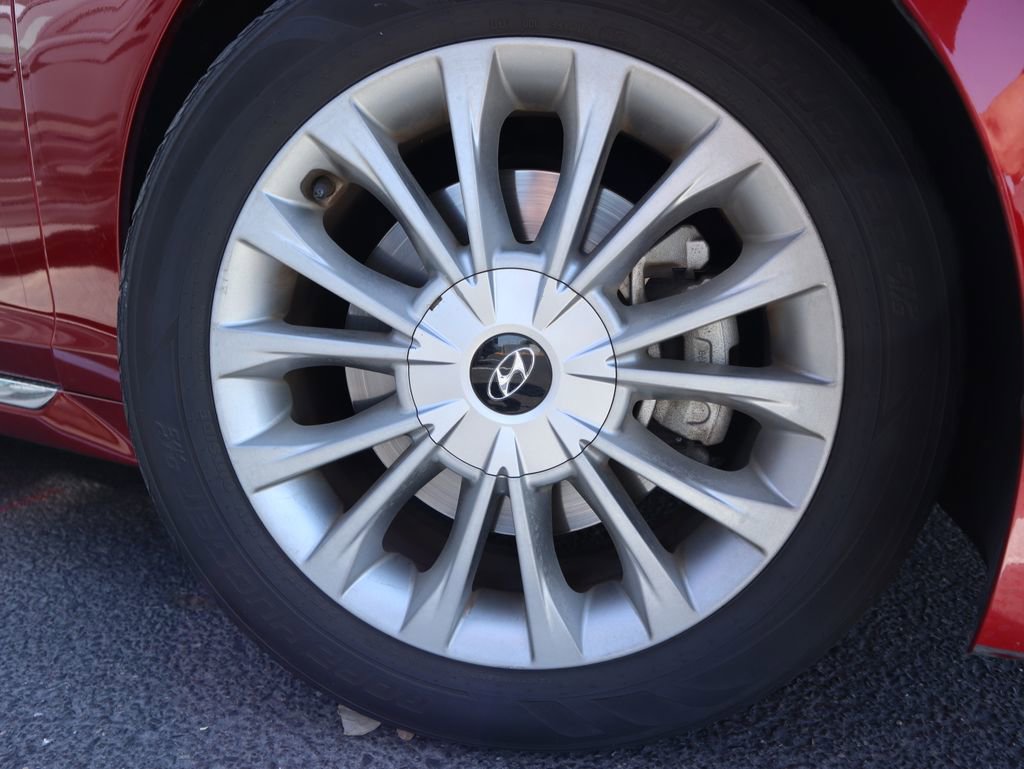 Used 2015 Hyundai Sonata Limited w/ Option Group 05 FWD image 16