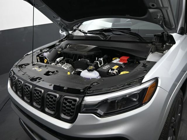 New 2025 Jeep Compass Limited w/ High Altitude Package image 38