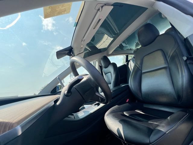 Used 2023 Tesla Model 3 Standard Range RWD image 15