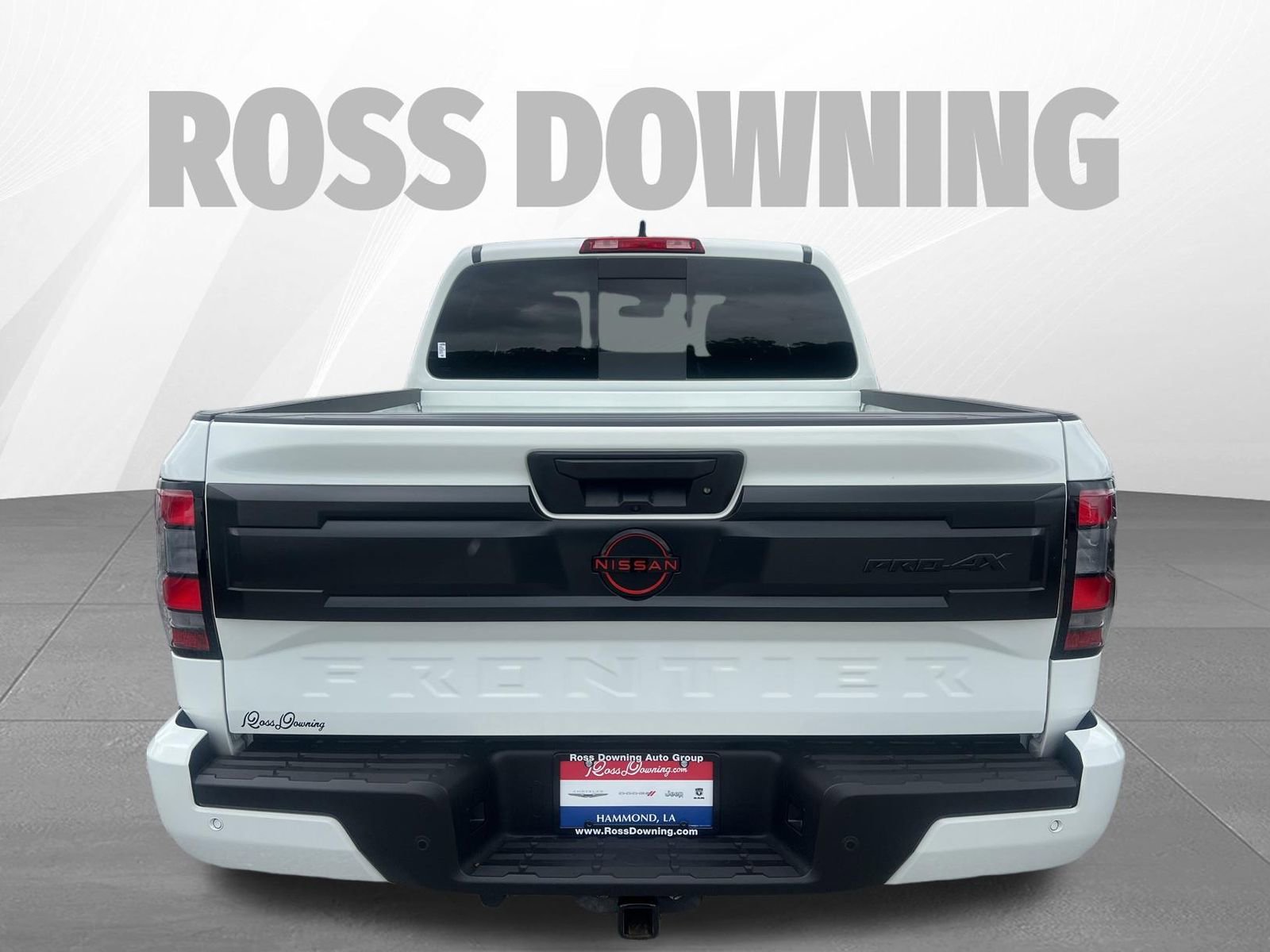 Used 2025 Nissan Frontier PRO-4X image 5