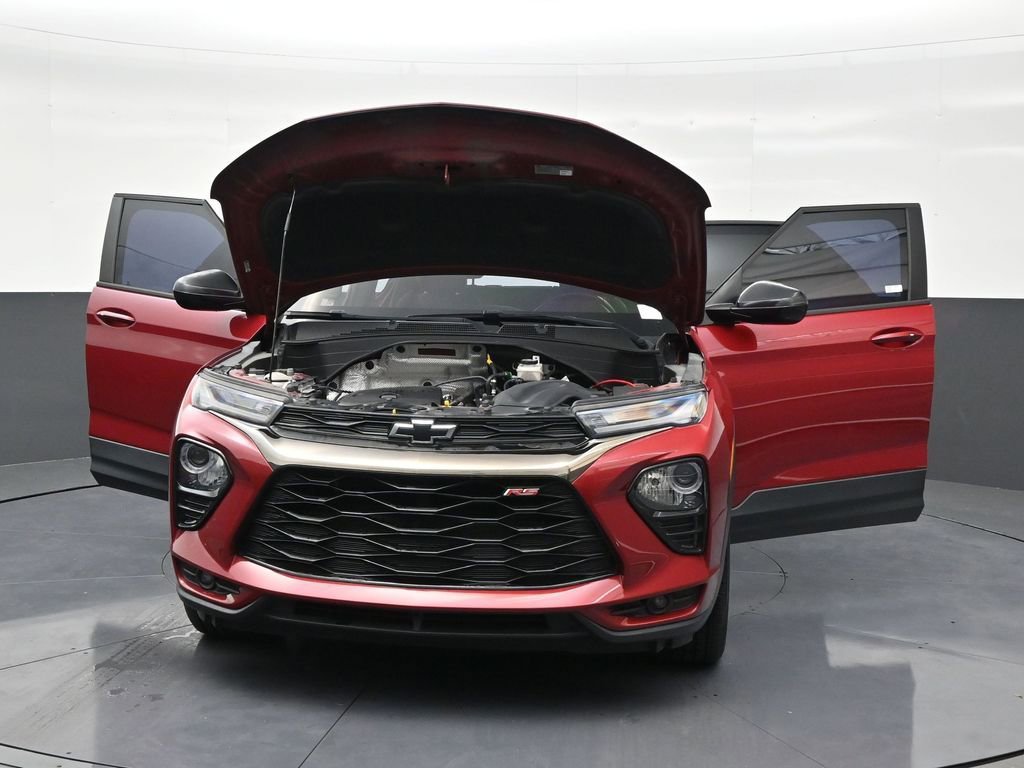 Used 2021 Chevrolet TrailBlazer RS w/ Sun and Liftgate Package image 33