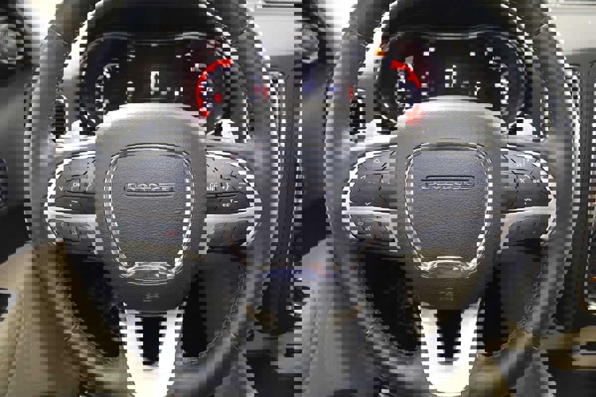 Used 2014 Dodge Durango Limited w/ Premium Group AWD/4WD image 38