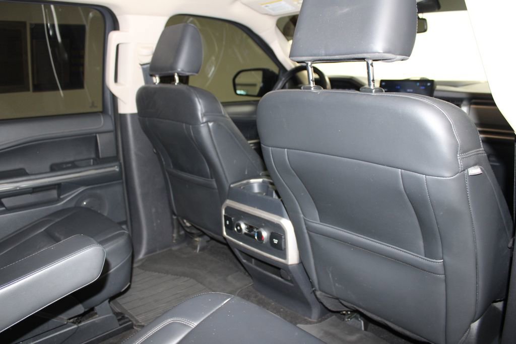 Used 2023 Ford Expedition XLT image 35
