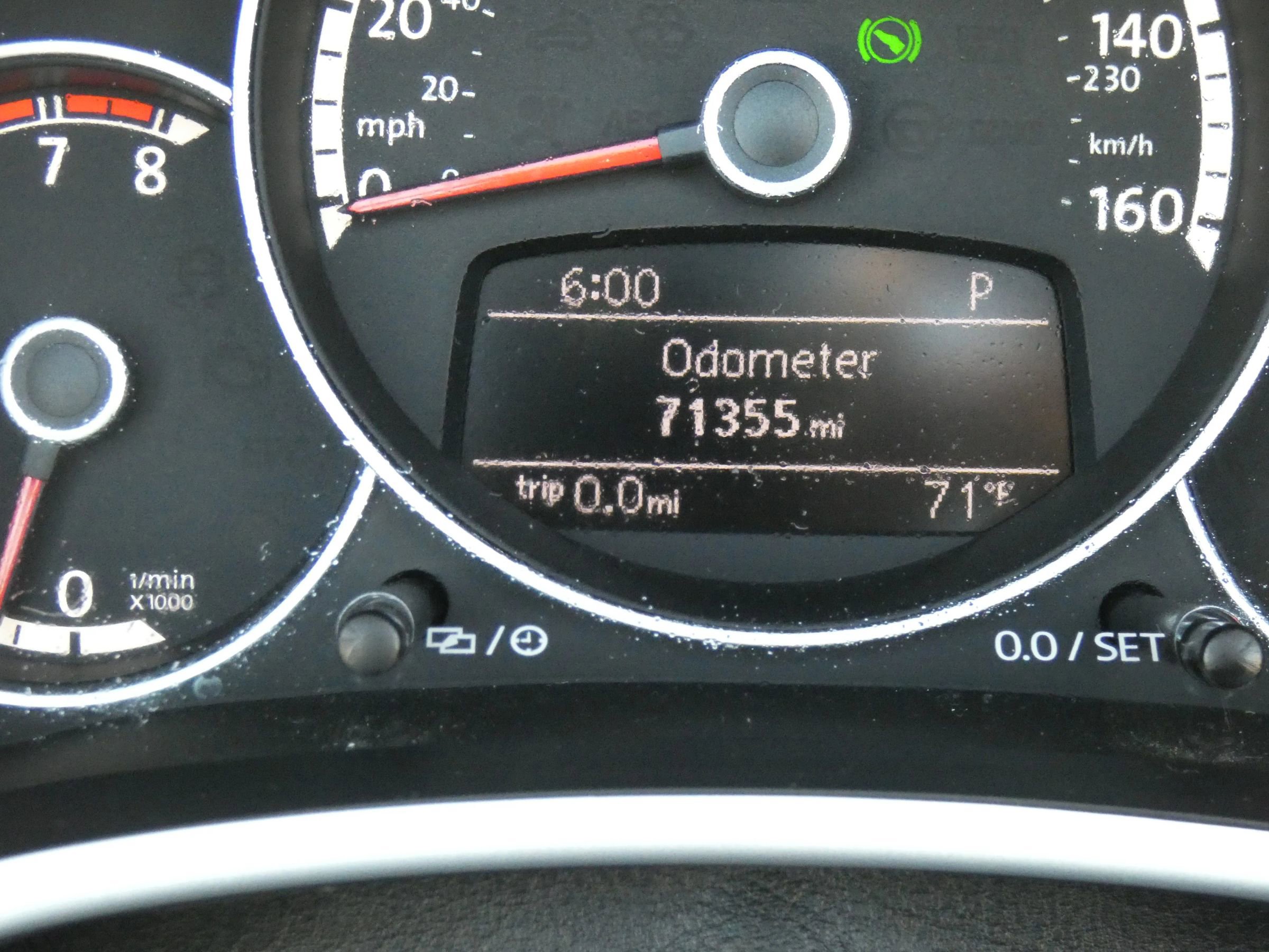 Used 2014 Volkswagen Beetle 2.5 image 50