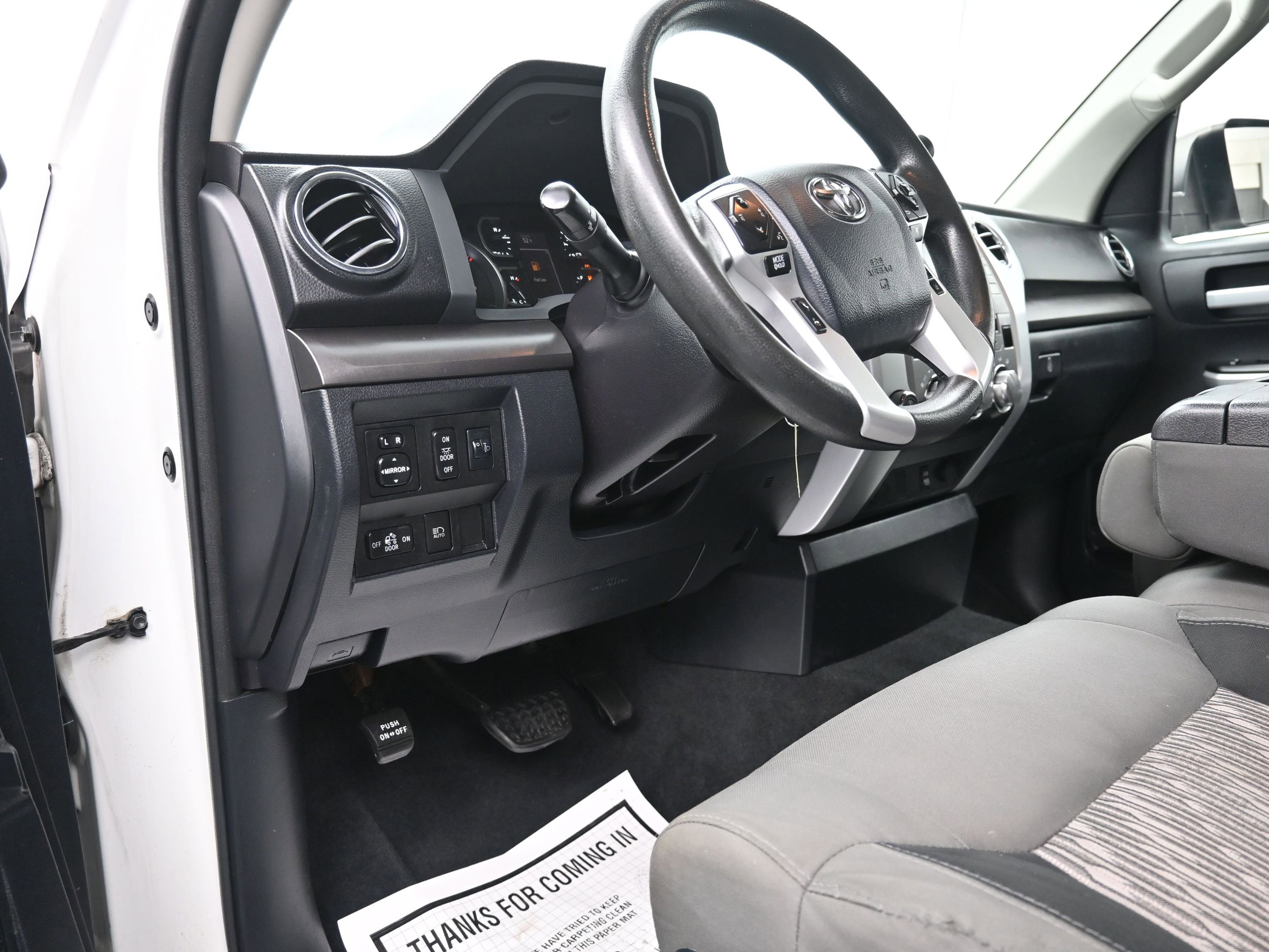 Used 2018 Toyota Tundra SR5 image 17