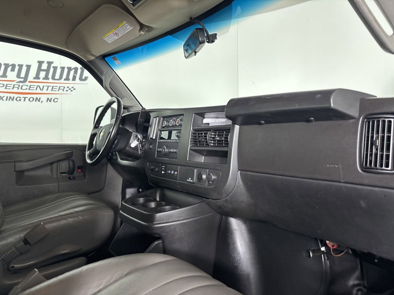 Used 2023 Chevrolet Express 3500 LS image 24