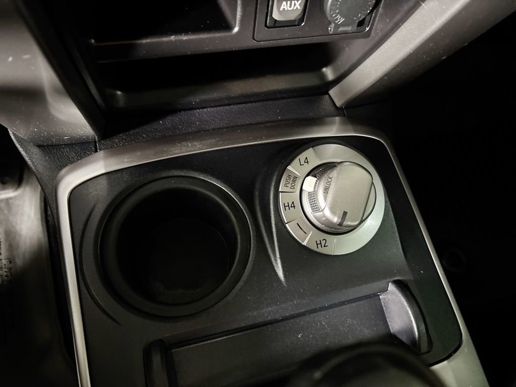 Used 2018 Toyota 4Runner SR5 Premium image 15