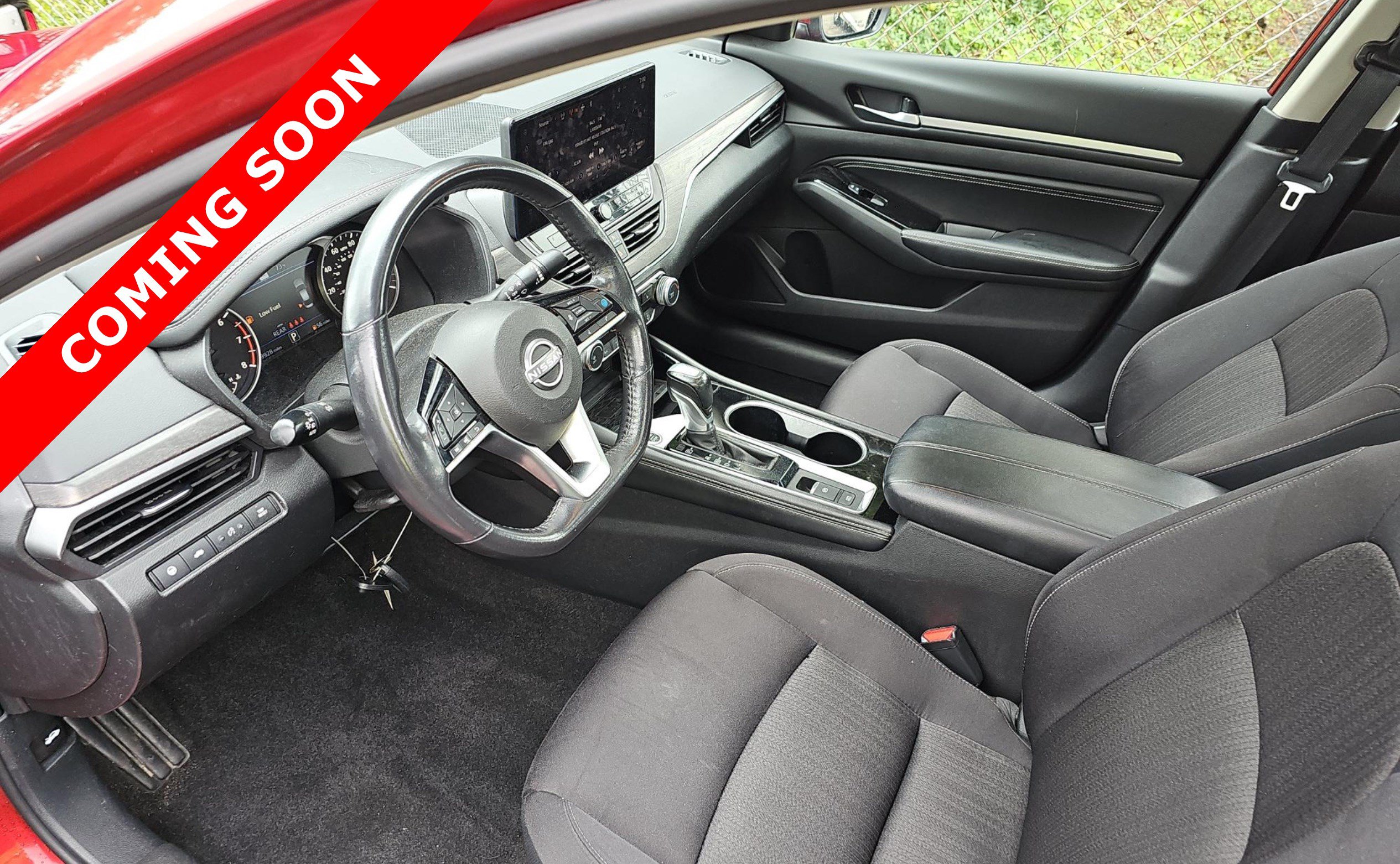Used 2023 Nissan Altima 2.5 SV w/ SV Premium Package FWD image 6