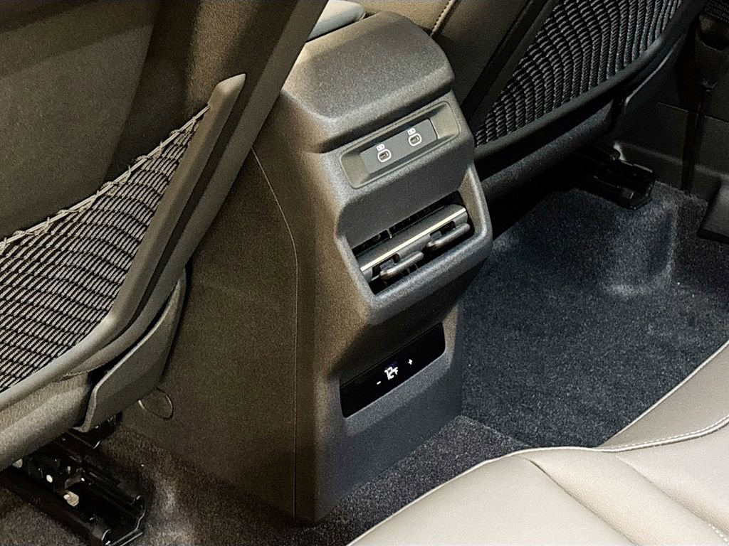 New 2026 Audi Q3 quattro 2.0T image 17