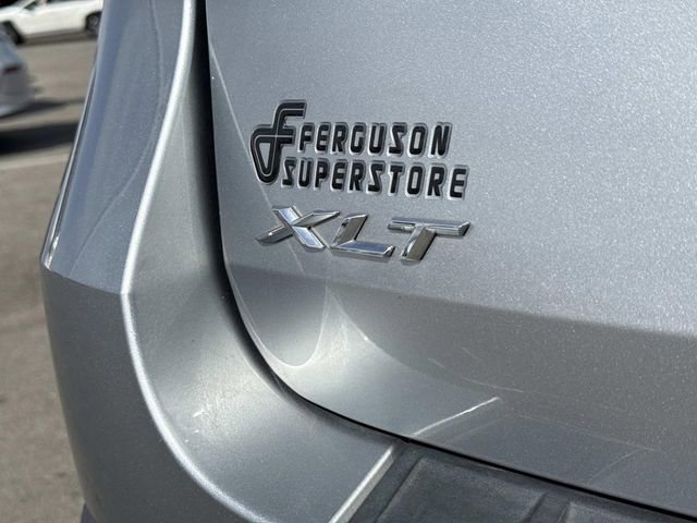 Used 2020 Ford Explorer XLT w/ Equipment Group 202A image 6