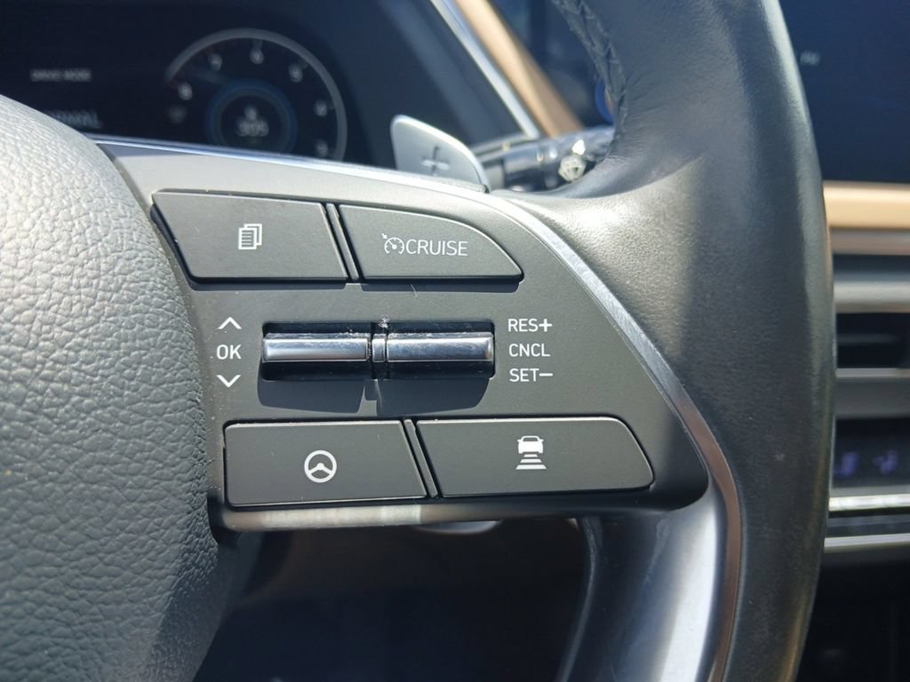Certified 2023 Hyundai Sonata Limited FWD image 17