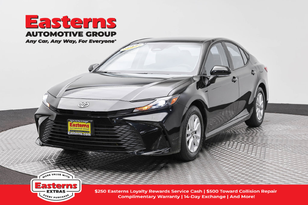 Used 2026 Toyota Camry LE FWD image 1