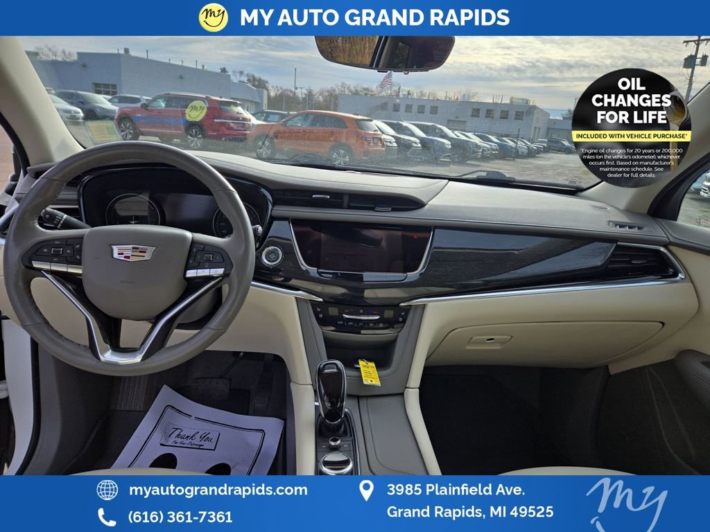 Used 2022 Cadillac XT6 Premium Luxury w/ Technology Package image 24