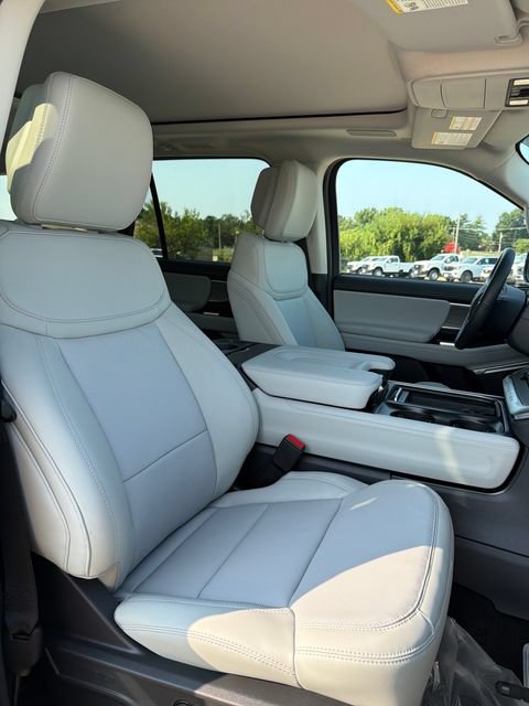 New 2027 Ford Expedition Platinum AWD/4WD image 17