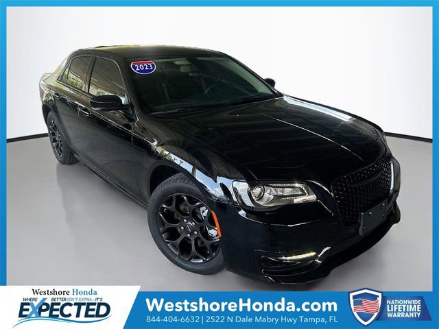 Used 2023 Chrysler 300 Touring L w/ Comfort Group