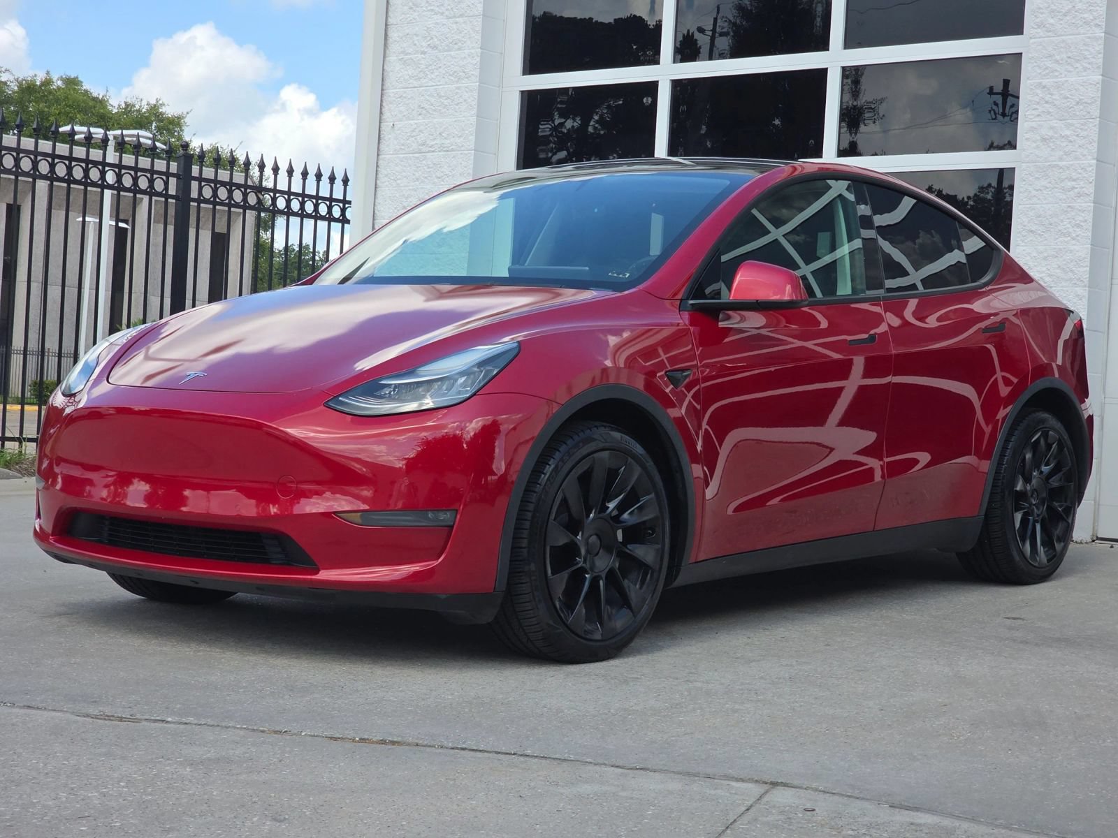 Used 2021 Tesla Model Y Long Range AWD/4WD image 8
