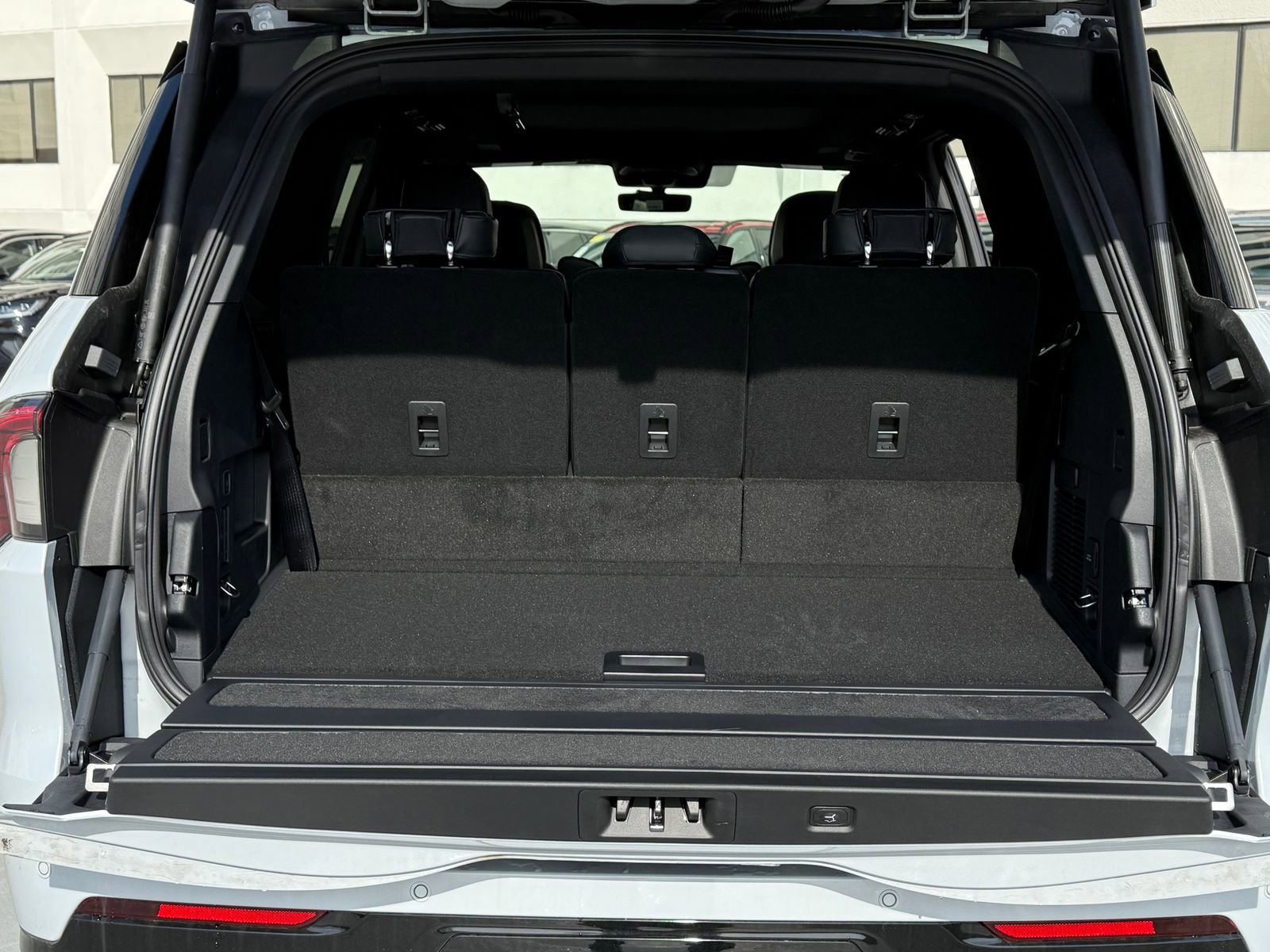 New 2026 Lincoln Navigator Reserve w/ Jet Appearance Package image 15