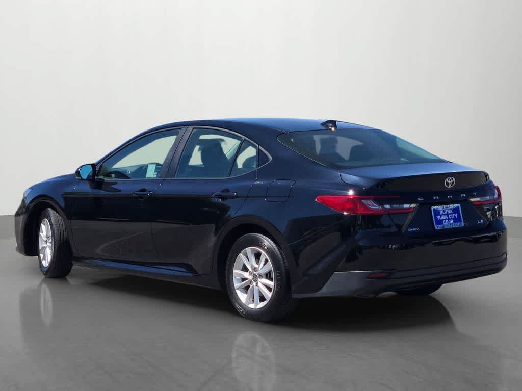 Used 2025 Toyota Camry LE FWD image 4