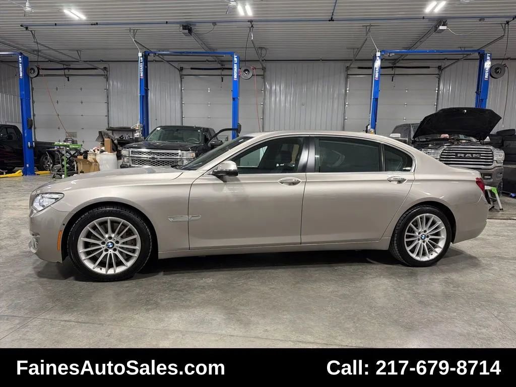 Used 2015 BMW 750Li xDrive 750Li xDrive Sedan 4D image 9