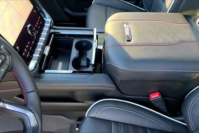 New 2026 GMC Yukon AT4 Ultimate AWD/4WD image 11