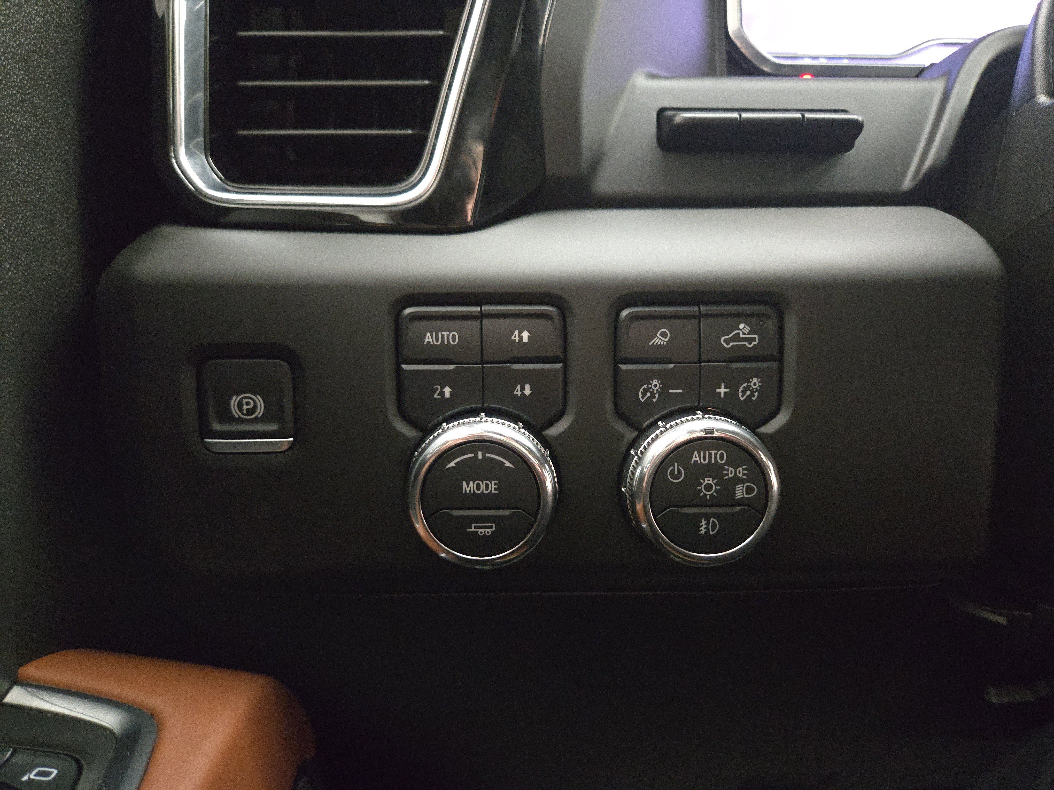 Certified 2025 GMC Sierra 2500 Denali Ultimate image 31