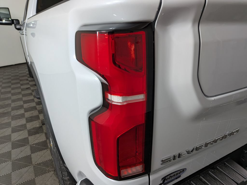 New 2026 Chevrolet Silverado 2500 High Country w/ High Country Premium Package AWD/4WD image 12