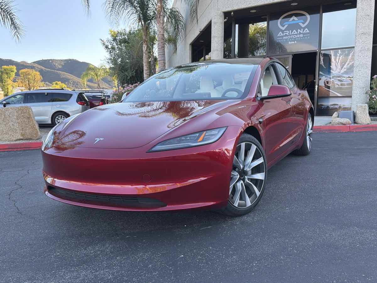 Used 2024 Tesla Model 3 Long Range RWD image 2