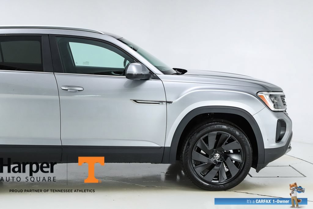 Used 2025 Volkswagen Atlas Cross Sport SE w/ Panoramic Sunroof Package AWD/4WD image 51