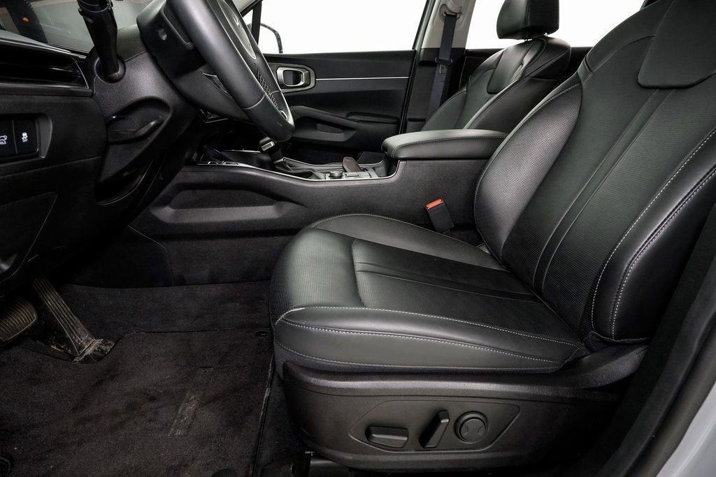 Certified 2024 Kia Sorento X-Line EX image 10
