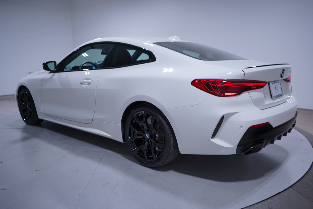 Used 2026 BMW M440i Coupe w/ Shadowloine Package RWD image 3