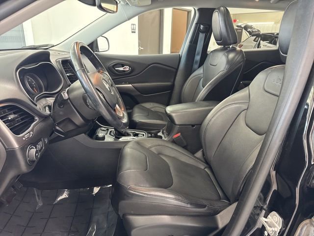 Used 2021 Jeep Cherokee Limited w/ Trailer Tow Group image 16