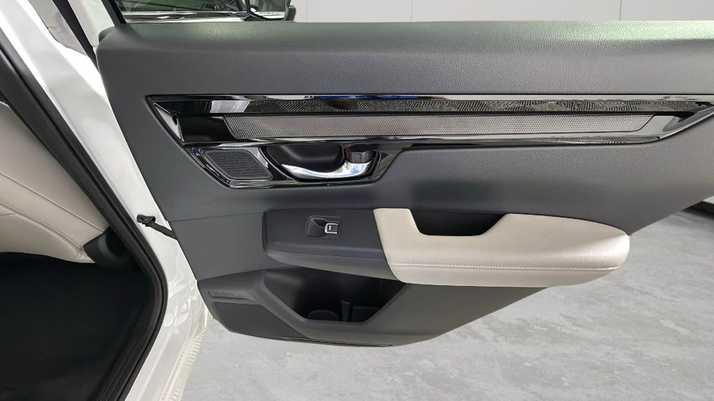 Used 2025 Honda CR-V EX-L image 31