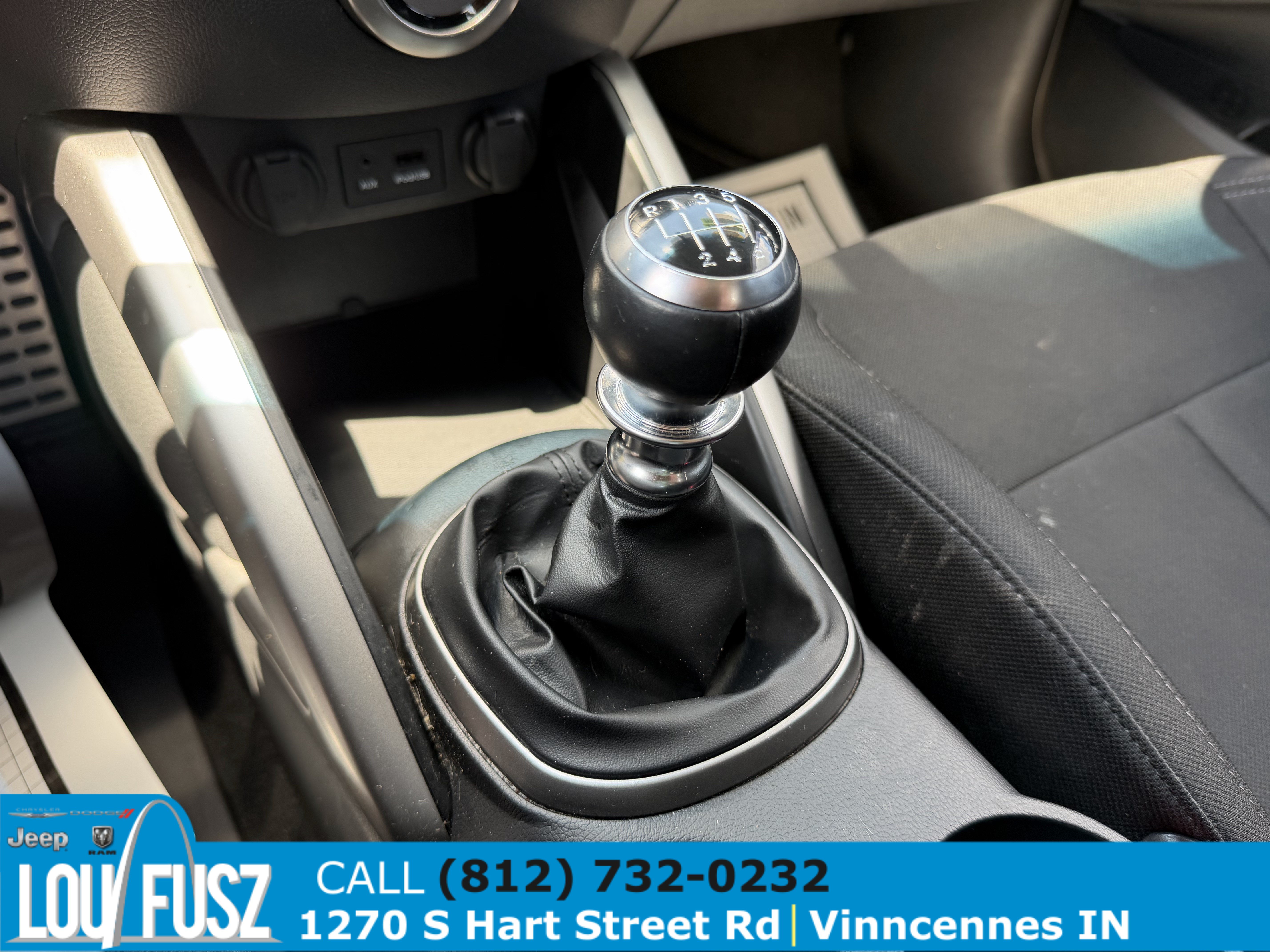 Used 2013 Hyundai Veloster FWD image 24